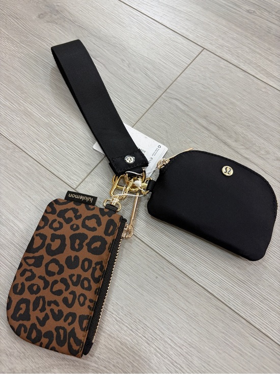 lululemon athletica Accessories - Lululemon dual pouch wristlet